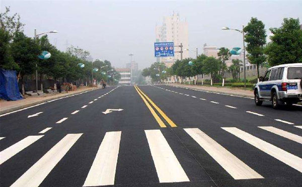 策勒标线涂料在策勒环氧地坪项目中的选择与应用